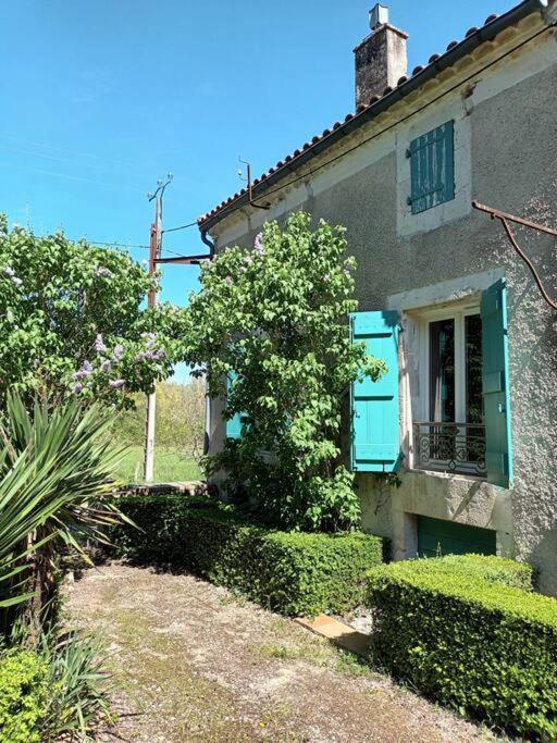 Charmant Studio Avec Jardin A La Campagne Sur Le Chemin De Saint Jacques De Compostelle Apartamento Lauzerte Exterior foto